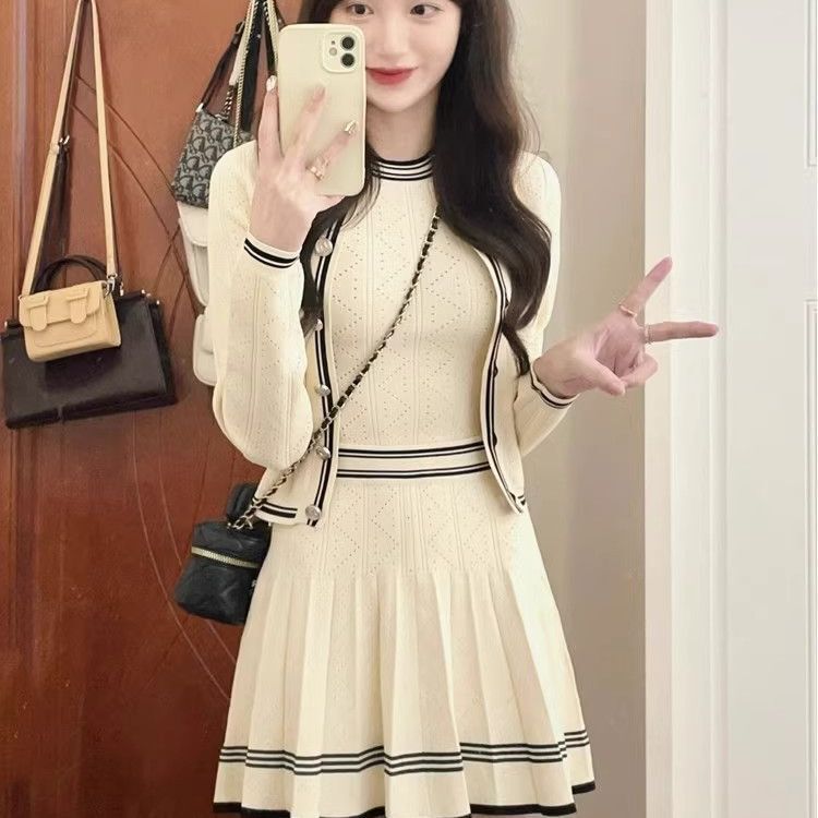 韩系学院风小香套装裙女春秋季高级感时尚撞色针织背心开衫三件套|undefined