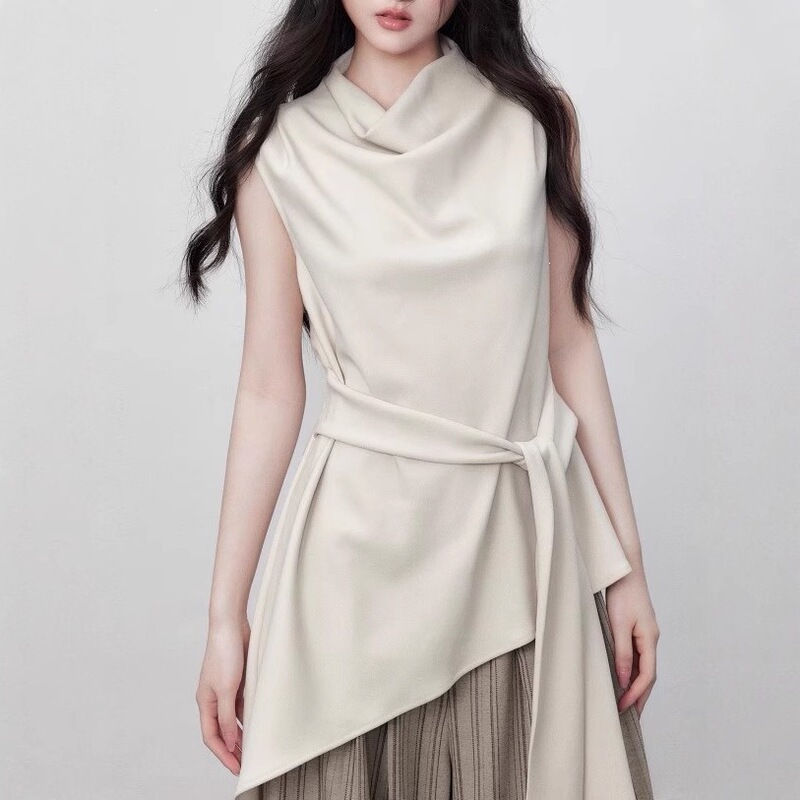 Yuzhi High-Quality Sleeveless Top, New Summer Style with Tie Waist Design, Elegant Off-White T-Shirt for Women