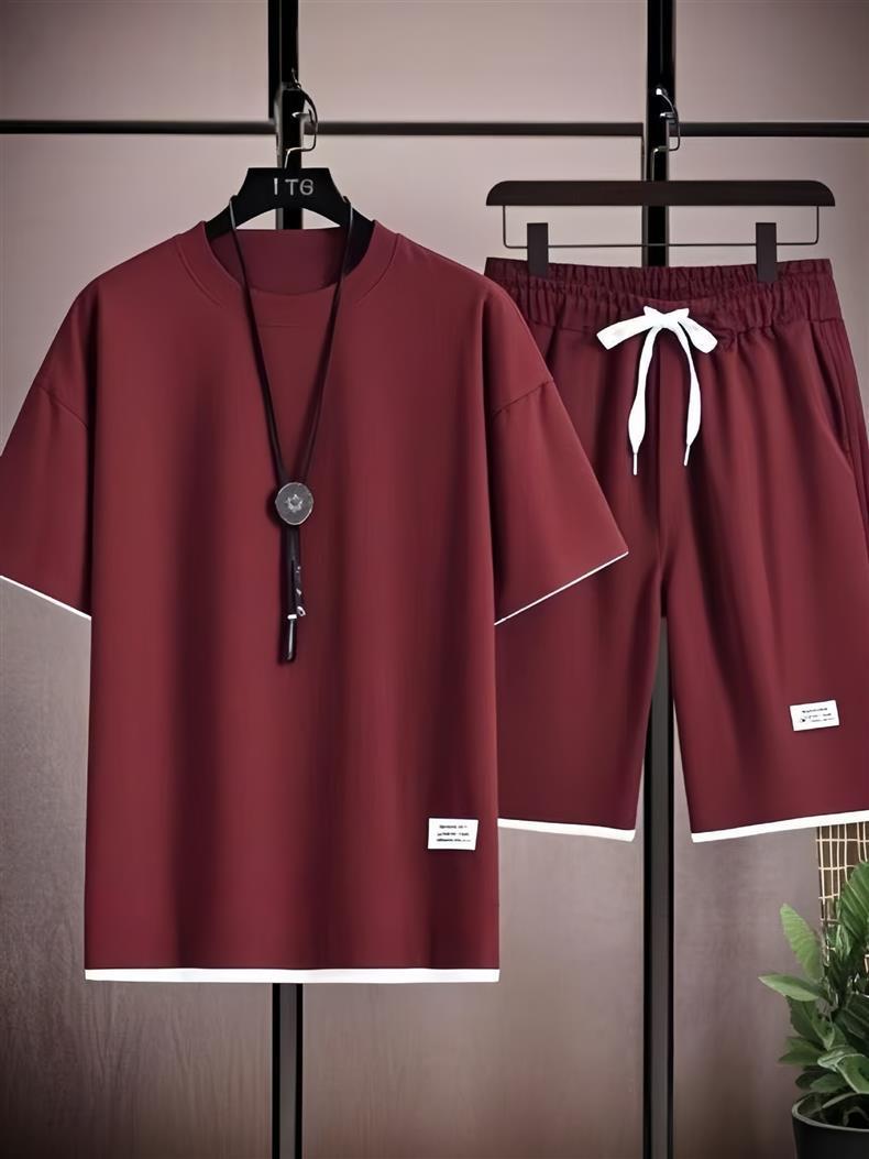 Ensemble de détente pour homme à texture gaufrée : t-shirt à manches courtes et short de sport, tenue d'été légère en polyester pour un look décontracté et sportif._voghion.com