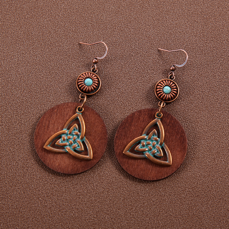 Gumi earrings style six