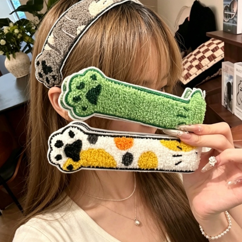 Soft and cute cartoon cat hair accessories: long strip with magic tape, sweet girl style, for holding stray hairs, washing face, applying makeup, and as a hairband