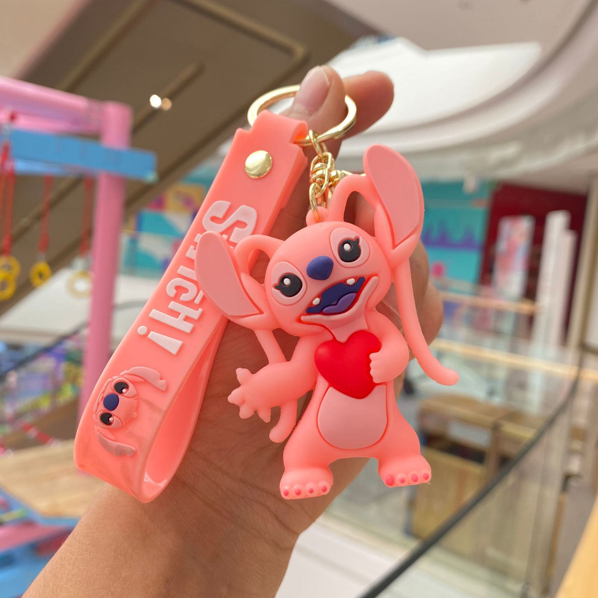 Creativo dibujos animados puntada muñeca llavero lindo PVC coche mochila colgante pequeño regalo al por mayor