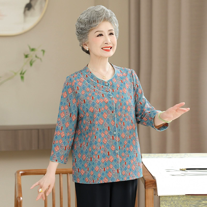 Средние и пожилые люди в летнем платье бабушки рубашка 2024 новая мама весной и летом