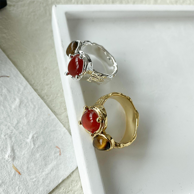 Anello vintage in rubino e ambra per donna design elegante_voghion.com