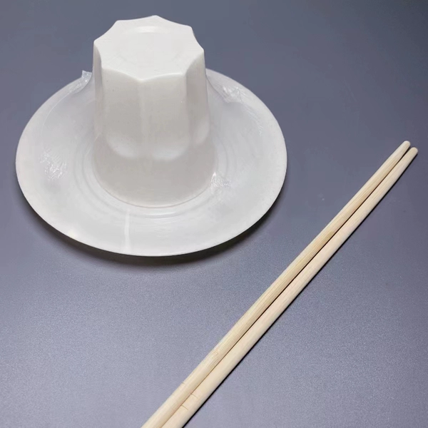 Two-piece set (plates and cups), 100 sets, free chopsticks