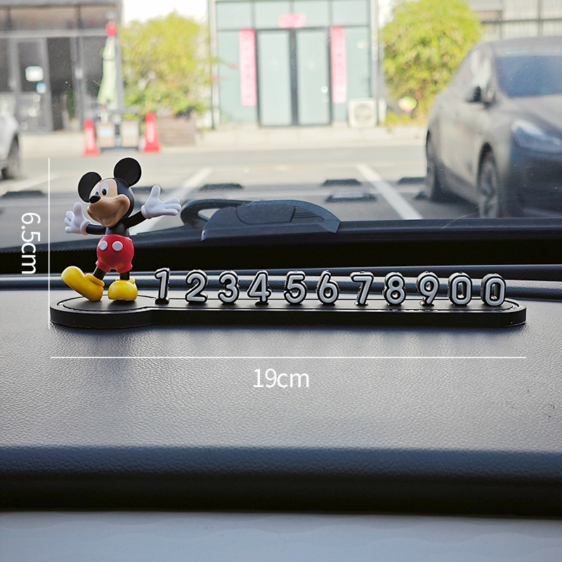 "Abrazo" señal de estacionamiento de Mickey Diamond