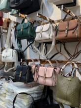 HandbagsŮʿ������r�п�؛Դ���lBags wholesale�������l