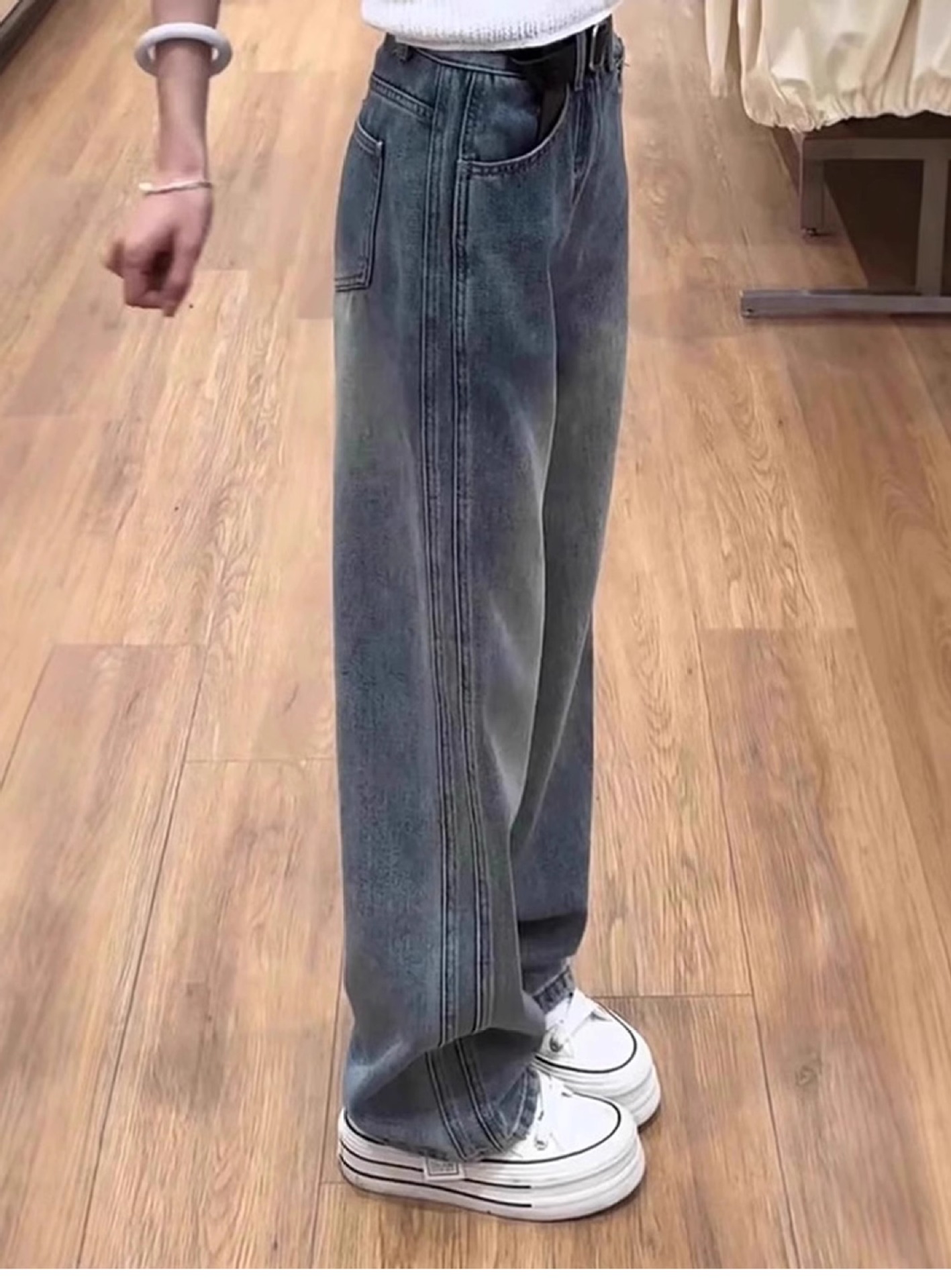 Dames jeans met hoge taille en rechte wijde pijpen voor dames_voghion.com