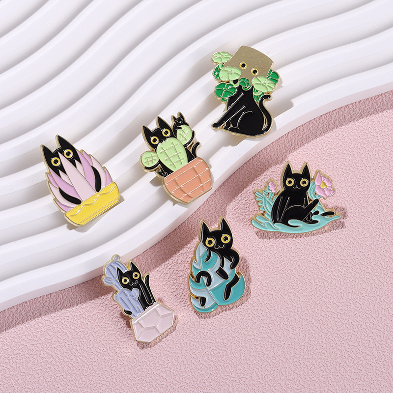 9g Weight Brooches Classification Holiday, Daily Occasion Alloy Material Animal Pattern Unisex Gender Stoving Varnish Design Cute Style Cute Pin Animal Alloy Stoving Varnish Unisex Brooches 11