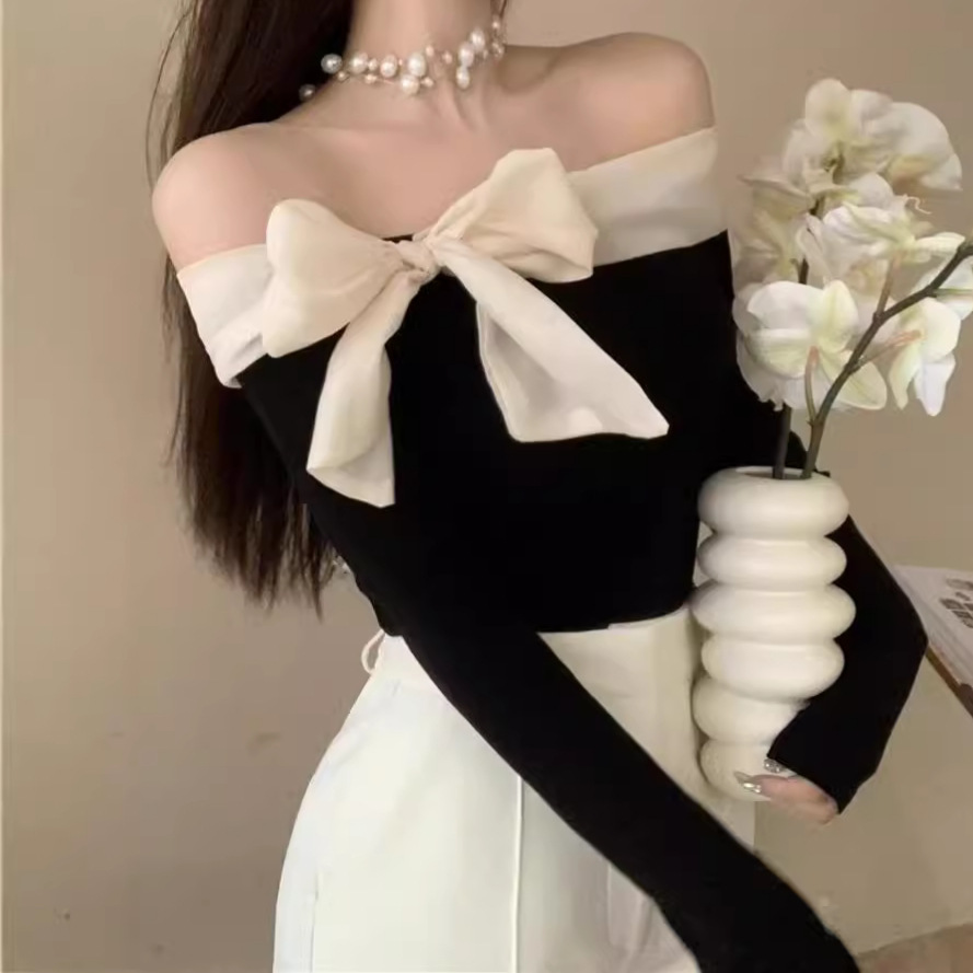 一字肩蝴蝶结长袖T恤女春秋修身显瘦纯欲风设计感露脐辣妹上衣潮