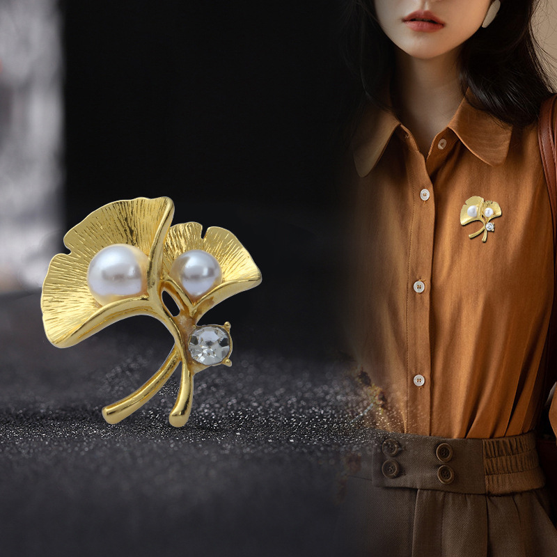 Brosche für Damen, Ginkgoblatt, Nischendesign, Corsage, Anti-Belichtungs-Dornschließe, Hemd, feste Kragennadel, Bekleidungszubehör_voghion.com