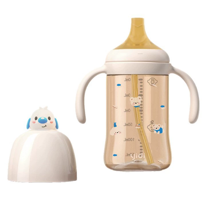 Children's feeding bottle, capacious glass, tea cup, straw