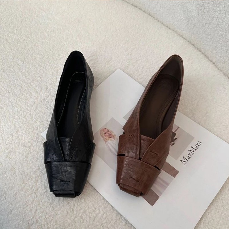 2025 primavera y otoño nuevo tacones cuadrados de moda versátil zapatos de una sola boca superficial perezoso zapatos de cuero de mujer