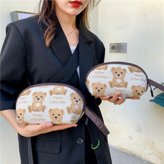 Adorable cartoon bear makeup bag, large-capacity shell bag, convenient travel toiletry storage bag, niche shoulder bag, trendy