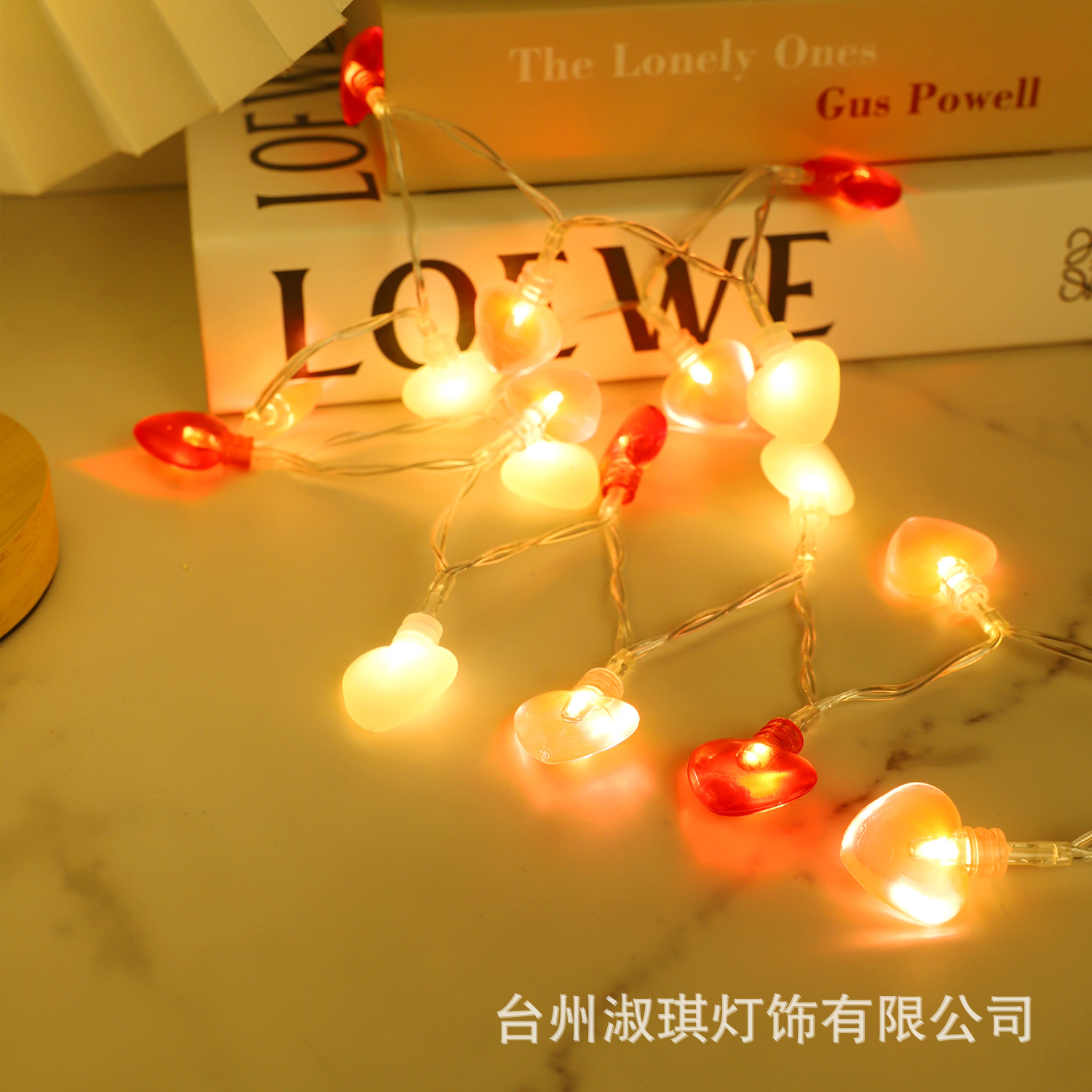 Nuevas luces LED de cadena para el Día de San Valentín, luces de batería de tres colores, rojo, rosa y blanco, con forma de corazón, para decoración de habitación, dormitorio, luces navideñas, tira de luces.