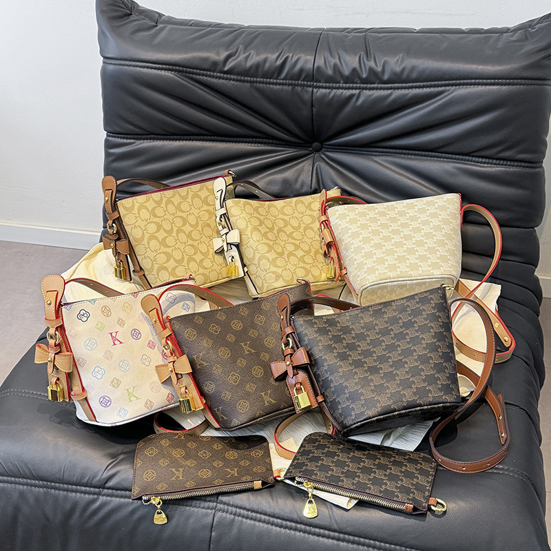 Textured Underarm Bag for Women 2025 New Fashion Versatile One-Shoulder Crossbody Bag for Women Retro Printed Bucket Bag