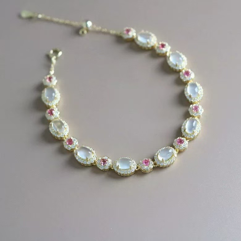 Niche Vintage Natural Powder Tourmaline White Chalcedony Good Luck Bracelet Bracelet Copper Gold Plated Girls' Gift for Girls