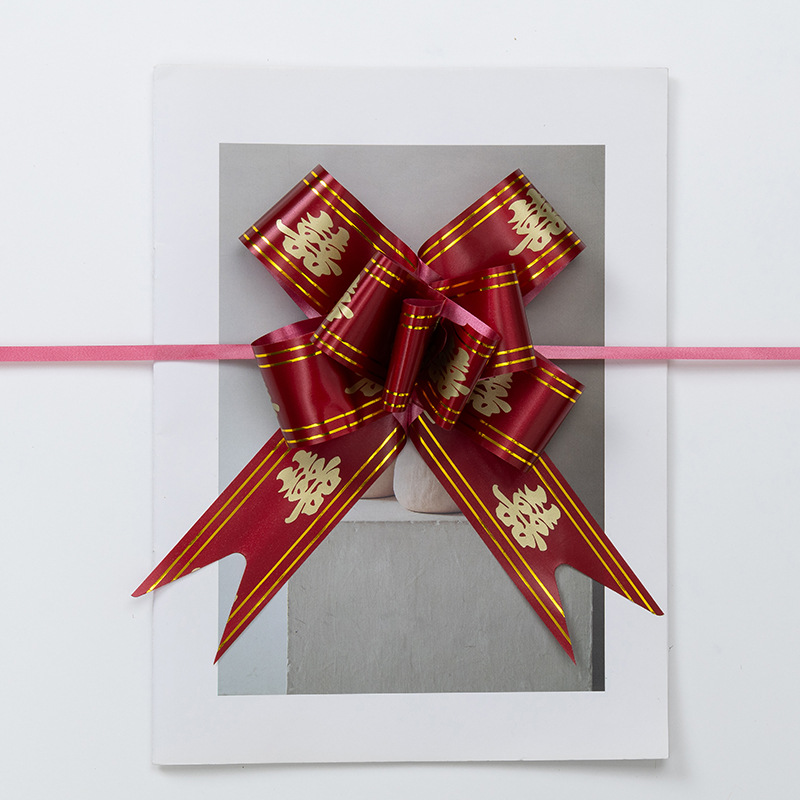Decoración de flores de mano, flotilla de bodas, sala de estar, escalera de techo, cinta de color, cinta grande, bola de boda