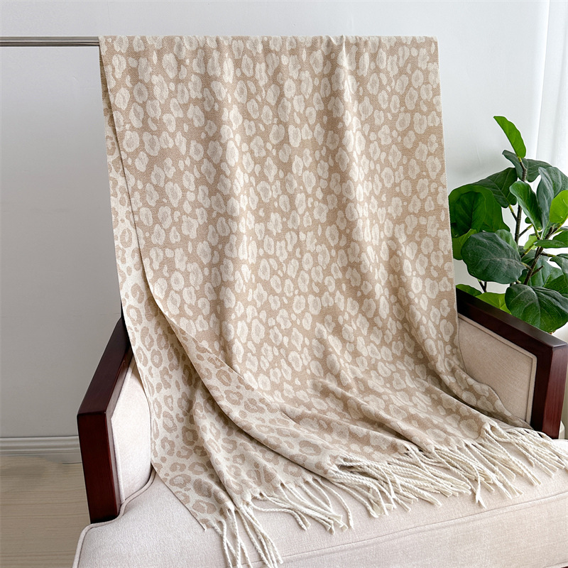 Unisex Casual Leopard Imitation Cashmere Knitted Scarf display picture 10