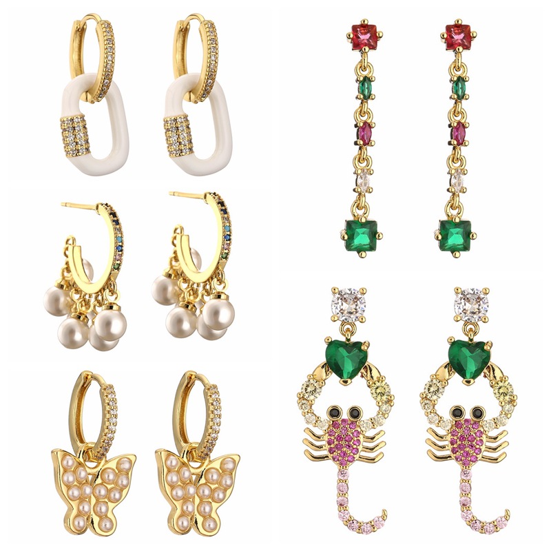 Nueva frontera europea y americana cobre chapado en oro pendientes geométricos del perno prisionero diseño de las mujeres sentido nicho perla mariposa pendientes