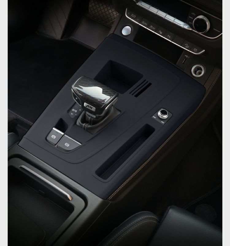Q5L Central Control Protection Silicone Pad Gear Panel Protective Film Interior Modification Decoration Supplies Accessories 21-24 Models