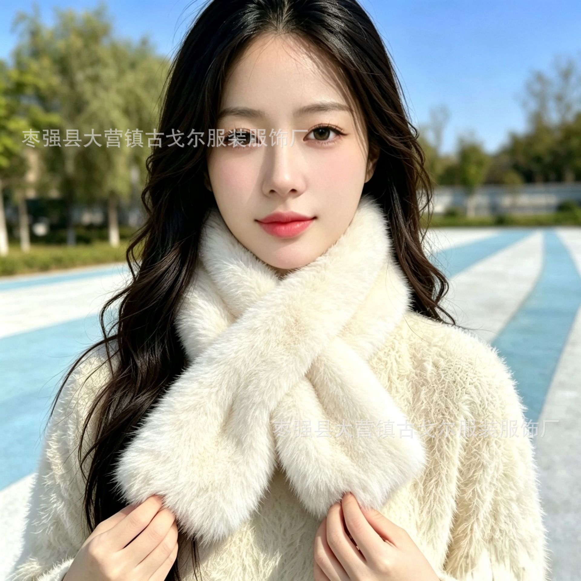 Double-sided faux mink fur scarf for women, winter leopard print, eco-friendly faux fur, cross-over design, warm and cozy