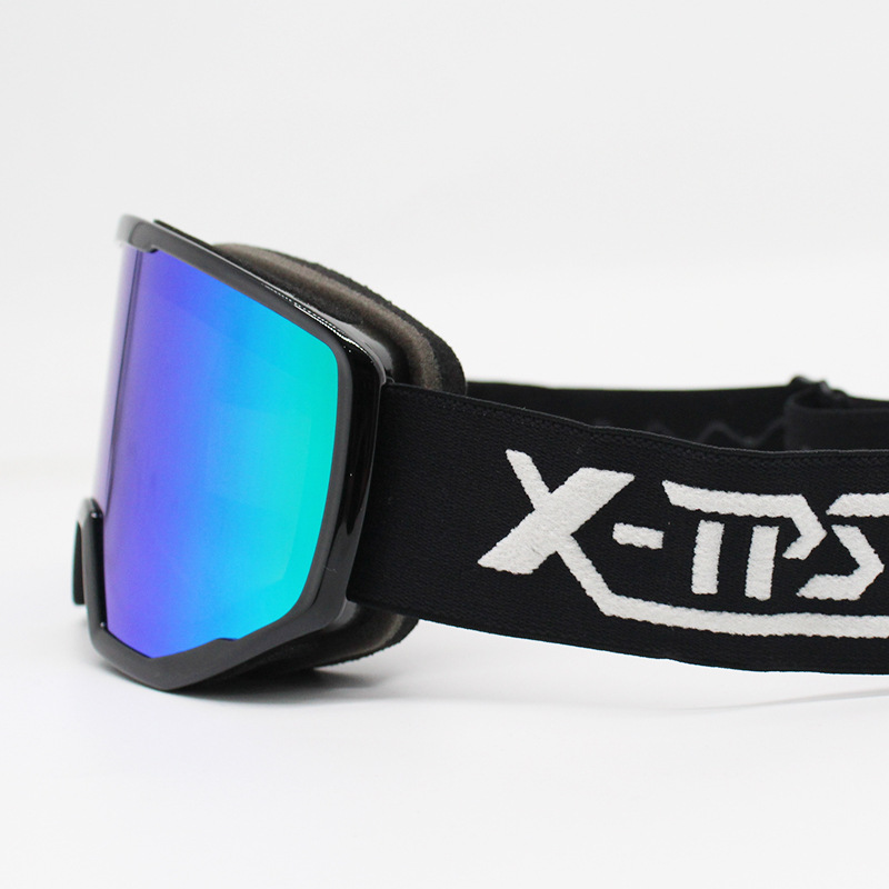 Doppelschichtiger Antibeschlag-Schnallen-Skirahmen und zylindrische Oberfläche, die geklippt werden kann, Myopie mit großem Sichtfeld,_voghion.com