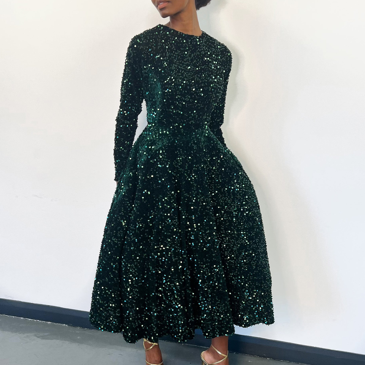 D469 Cross-Border New Women's Clothing Round Neck Long Sleeve Solid Color Sequin High Waist Elegant Mid-Length European_ecoleips.com