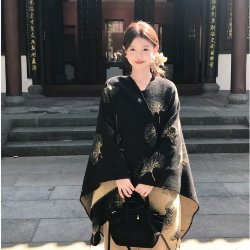 江南旅游小众披肩女外搭仿羊绒高级感斗篷秋冬加厚披肩毯保暖围巾|undefined