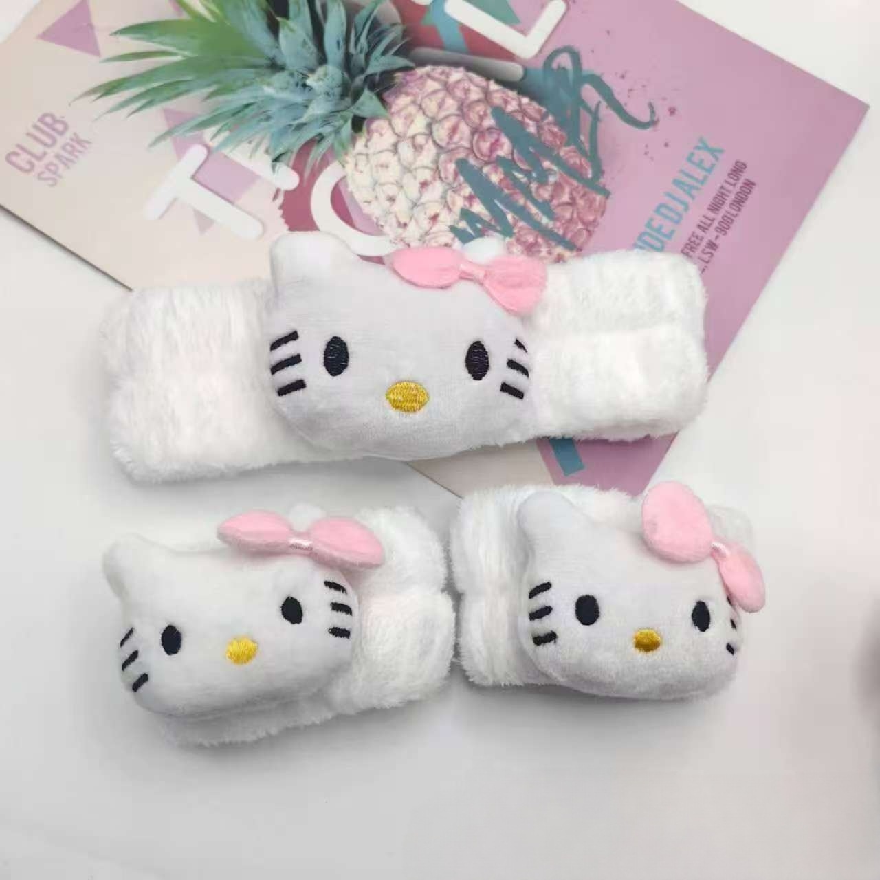 Otoño y invierno nuevo super lindos dibujos animados animal correa de cabello conjunto de correa de muñeca a prueba de humedad presión protector de cabello de muñeca lavado de la cara accesorios de cabello al por mayor