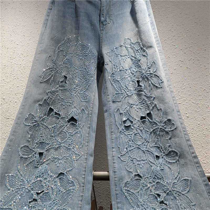 Bordado jeans en caliente mujer 2026 nuevo diseño con cintura alta, cintura suelta, piernas anchas y pantalones vaqueros elásticos