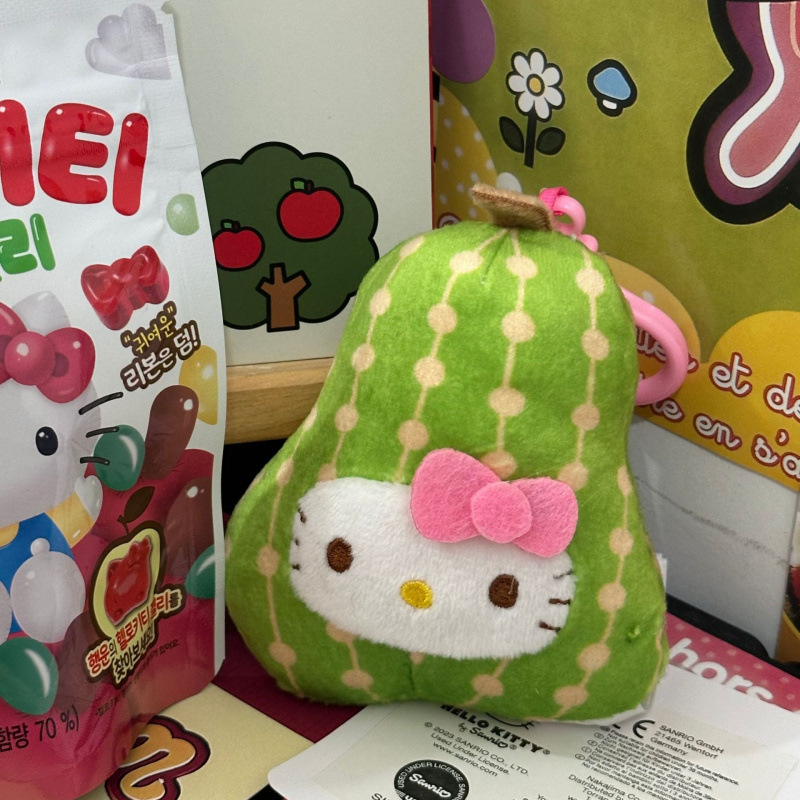 黑色草帽kitty帽宝宝挂件爱心扣公仔玩偶可爱赫本风挂饰钥匙扣|undefined
