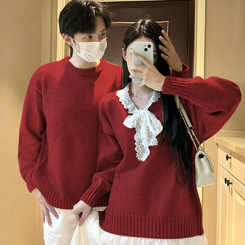 2024 년 가을 겨울 설날 게으른 스타일 커플 레이스 레드 긴 소매 최고 남녀 한국 스웨터