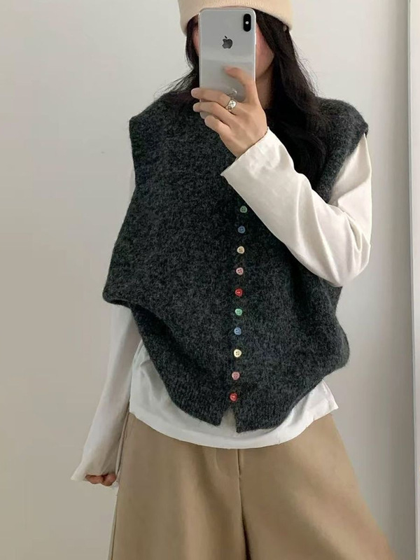 早秋新款复古彩色扣针织马甲女韩系慵懒风无袖毛衣背心叠穿外搭潮|undefined