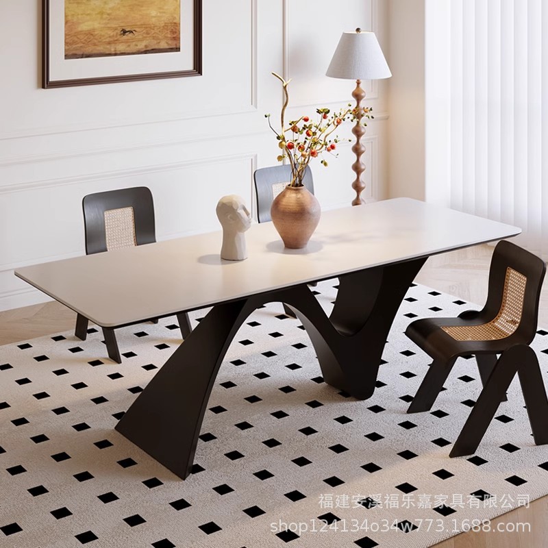 法式奶油风岩板餐桌长方形家用创意吃饭桌现代简约轻奢高级感餐台