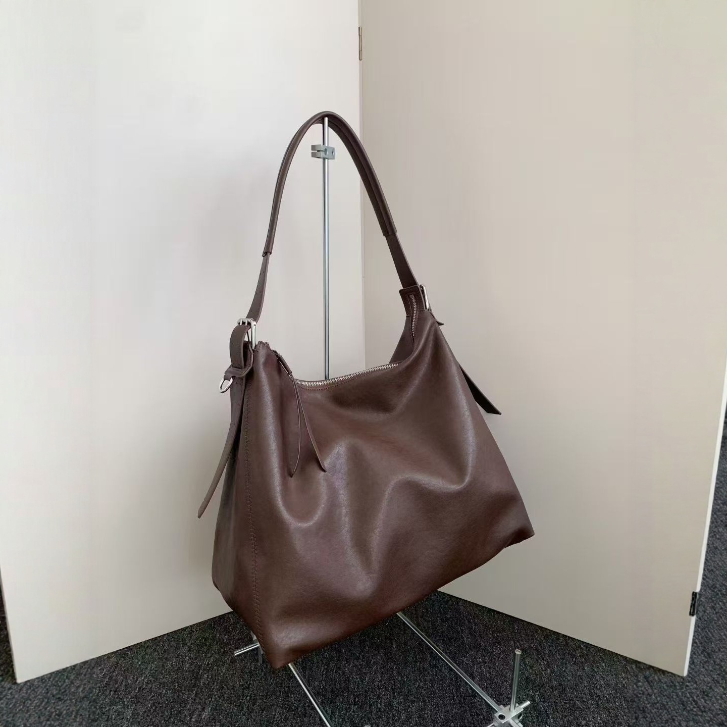 爱软糖牛皮托特包lemair*大容量单肩通勤包高级感单肩斜挎hobo包