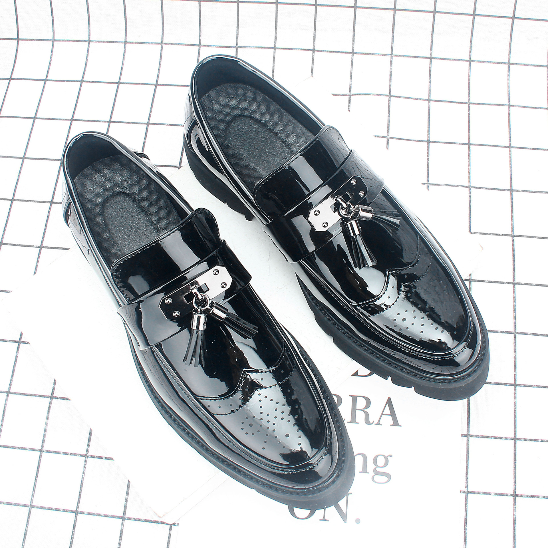 ��Ь�¿���ʿ��������Ь��װƤЬ�аٴ����ղ�������ɻ�Ь93915