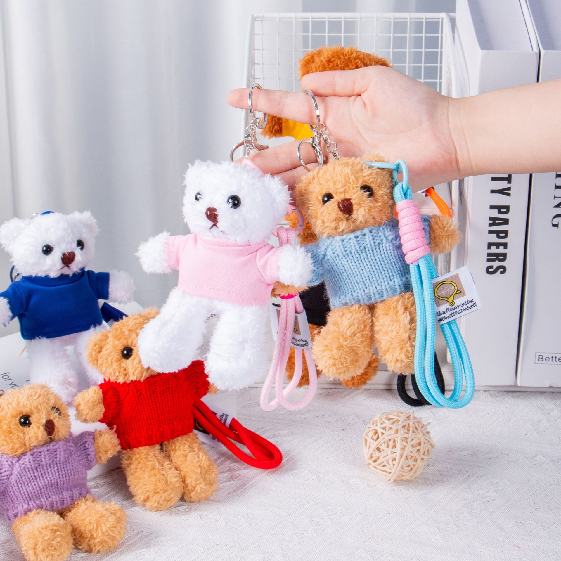 Teddy Bear Keychain Colgante Bolsa accesorios de ropa impresa LOGO vestido Teddy Teddy Doll juguetes de peluche