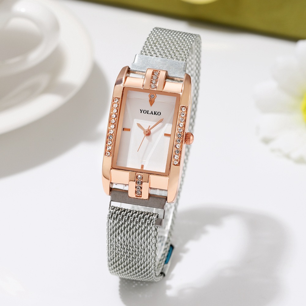 Nuovo cinturino in magnetite con orologio al quarzo da donna con design a triangolo invertito, stile quadrato, stile OL, con diamanti intarsiati_voghion.com