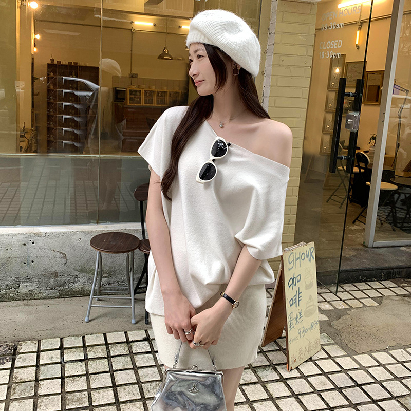 欧货实拍韩系宽松慵懒松弛感蝙蝠短袖针织衫女入秋新款一字肩斜肩