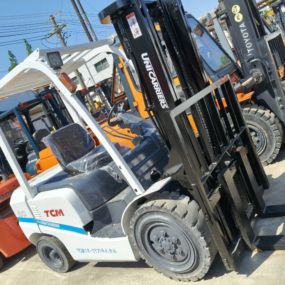 供应日本新款TCM叉车日本3吨叉车