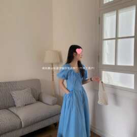 蓝色泡泡袖V领初夏连衣裙女装新款多巴胺收腰显瘦气质长裙ins