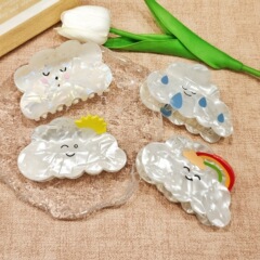 雲の天気の表情は挟みます。