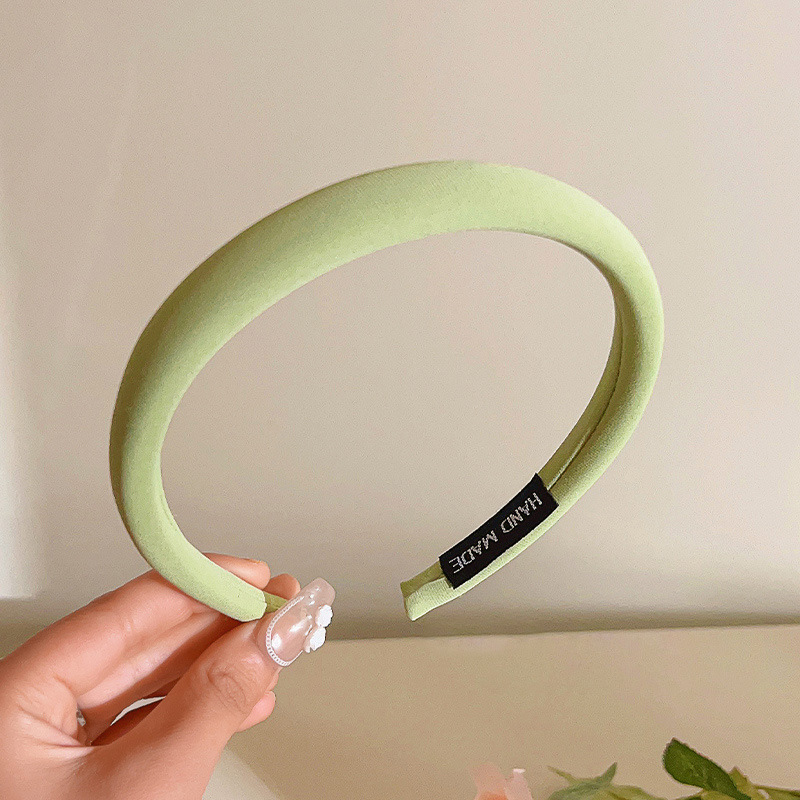 Primavera pequeña diadema fresca para mujer 2025 celebridad de Internet nuevo estilo salvaje fuera de estilo coreano horquilla de cabello prensado diadema accesorios para la cabeza