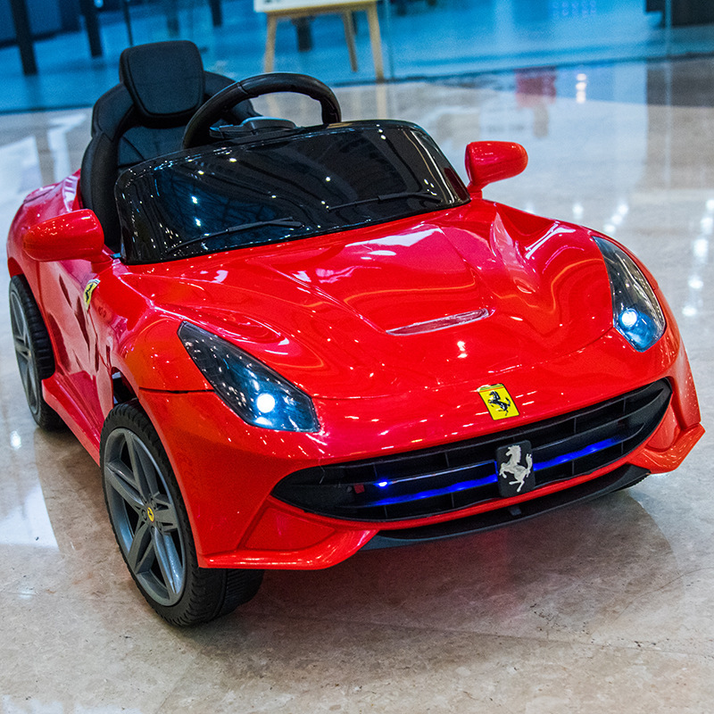 vehículo eléctrico transfronterizo para niños de cuatro ruedas de dos tracciones, coche de juguete de control remoto para hombres y mujeres, sonido Bluetooth