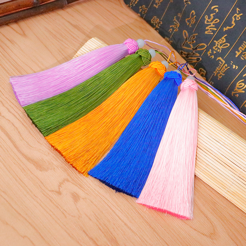 Large hard-wire pineapple knot long tassel, vertical polyester ice silk bead pendants, car hook clothing cross-stitch ornament