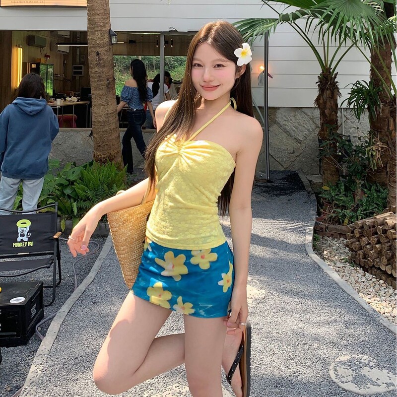 Yan 2026 New Style Sexy Strappy Tube Top Summer Floral Skirt Bodycon Skirt Three-Piece Swimsuit for Women