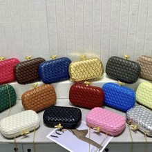 跨境小香风时尚晚宴包编织盒子手拿包欧美风大牌夹子盒子斜挎包女