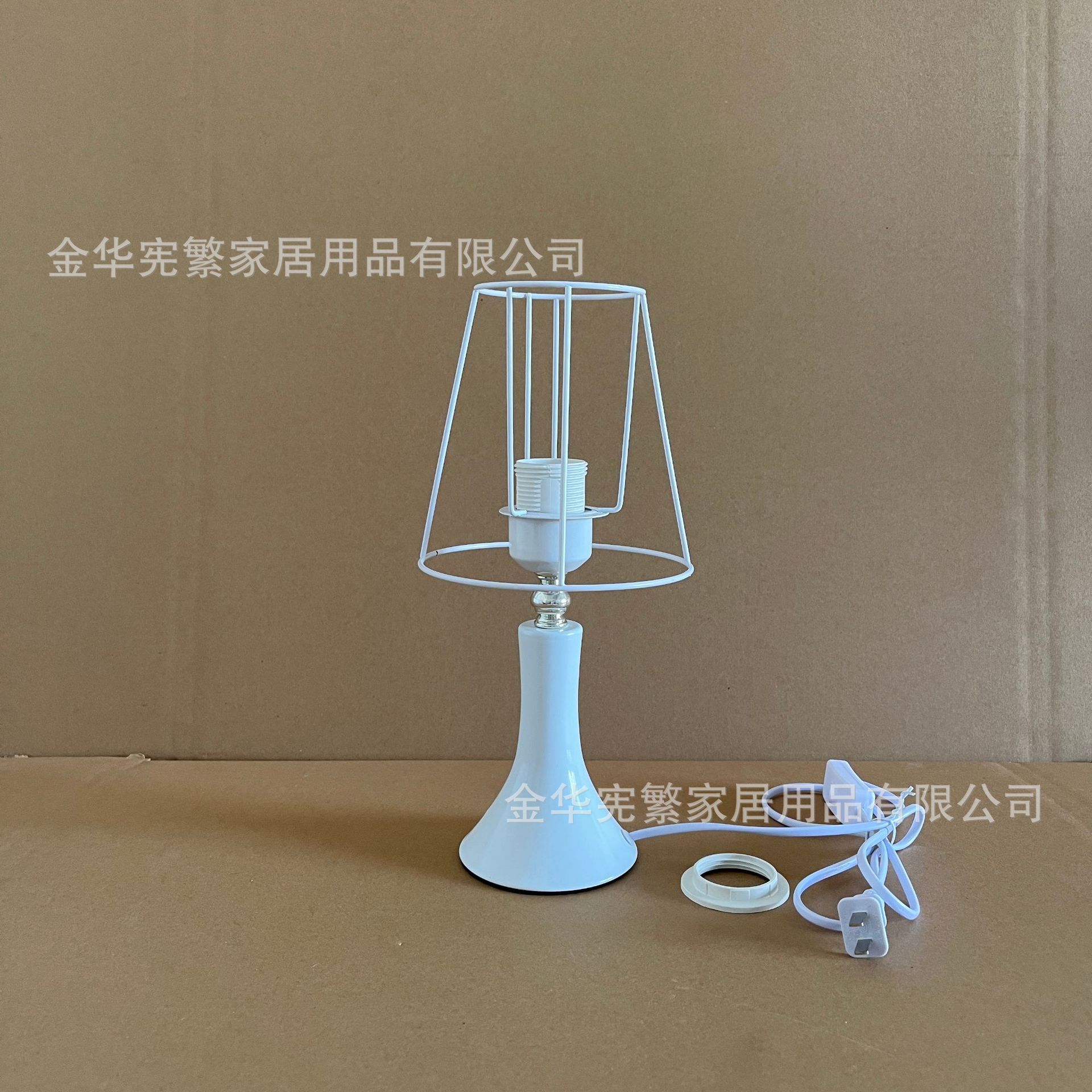 Xianfan E27 lámpara de escritorio base metálica alta alta bocina combinación de marco de hierro con botón de cable DIY hecho a mano