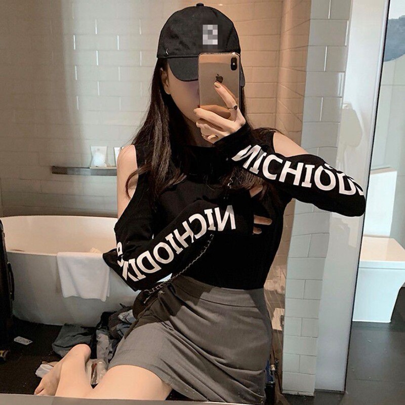 Autumn and Winter New Sexy Shoulder Long-Sleeved Distinctive Letter Printed T-Shirt Slim-Fit Base Shirt Slim Inner Top Women's T-shirt Autumn and Winter New Sexy Shoulder Long-Sleeved Distinctive Letter Printed T-Shirt Slim-Fit Base Shirt Slim Inner Top Women's T-shirt